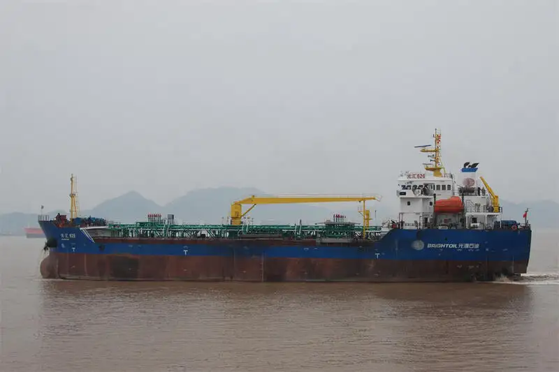 Petrol tankeri, Kimyasal tanker satılık