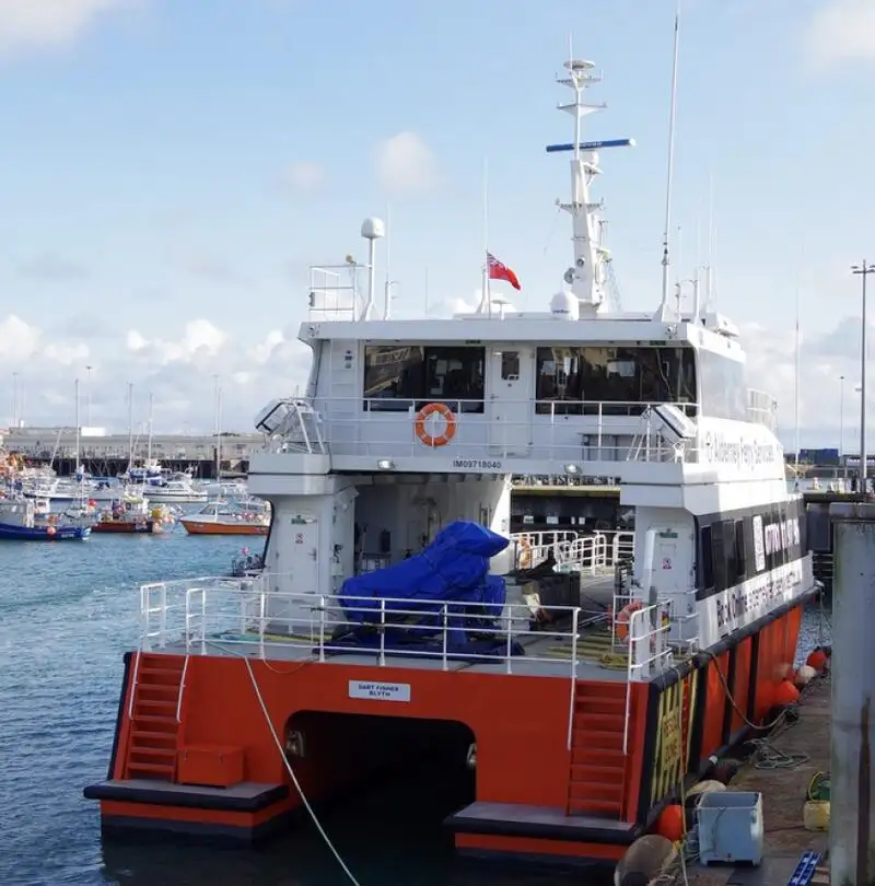 Yük gemisi satılık