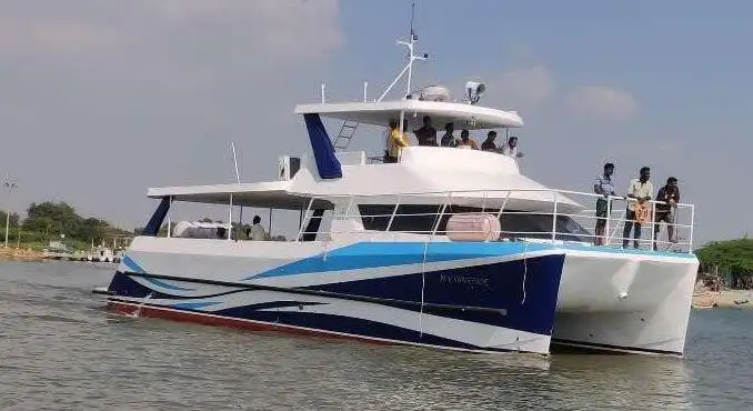 Motorlu tekne satılık