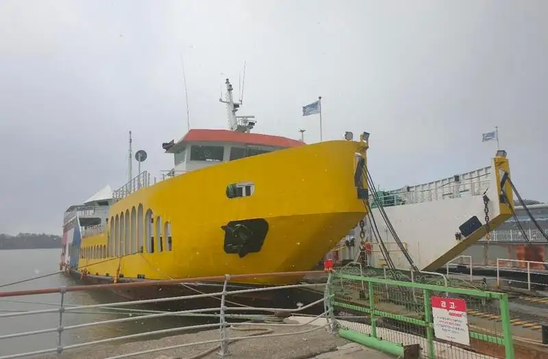Çıkarma Gemisi, Tank satılık