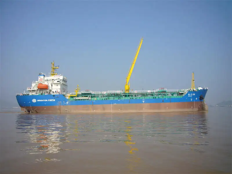 Petrol tankeri, Kimyasal tanker satılık