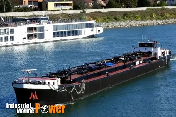 Petrol tankeri, Kimyasal tanker satılık